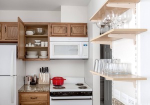 Spacious Dupont Circle 2BR nr. U Street & Glen's Market, by Blueground