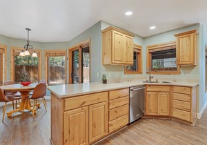 Spacious, Exquisite, Mountain Home! Prime Flagstaff Location!