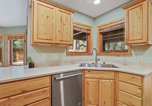 Spacious, Exquisite, Mountain Home! Prime Flagstaff Location!