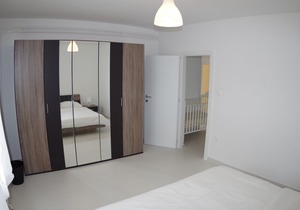 Spacious Holiday Apartment with Balcony in Village Rakalj