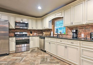 Spacious Kunkletown Home w/ Full Game Room & Deck!
