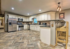 Spacious Kunkletown Home w/Full Game Room & Deck!