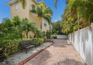 Spacious Oasis home