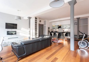 Spacious Open-Plan 2 Bed Apartment, Ideal Location close to Glasgow City Centre