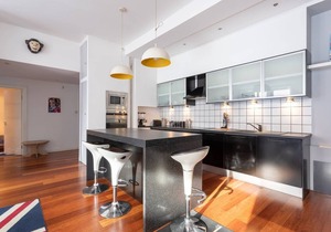 Spacious Open-Plan 2 Bed Apartment, Ideal Location close to Glasgow City Centre