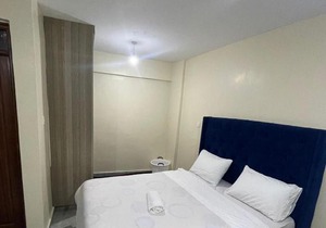 Spacious studio apartment, free parking on premise