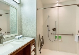 Spacious suite in San Antonio