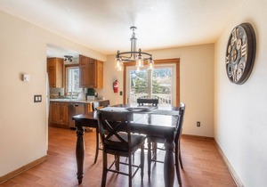 Spacious Townhome- Near Hot Springs Pool and Downtown Ouray- Pet Friendly!
