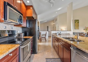 Spacious Townhouse Gem with Spectacular Ocean Views - Wailea Ekolu Village #914