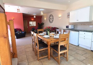 Spacious Two-Storey Barn Stay with Pool – Granary at The Victorian Barn Dorset