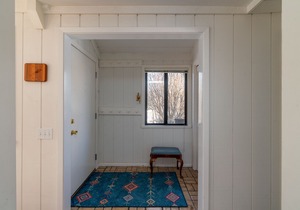 Spacious Villager Condo, Quick Access & Great View