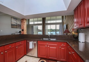Spacious Waterfront Condo on Lake Conroe