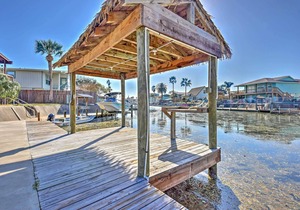 Spacious Waterfront Rockport Home w/ Private Dock!