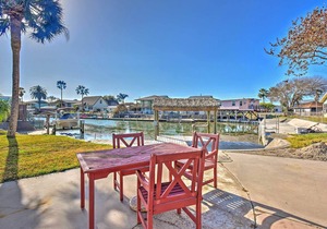 Spacious Waterfront Rockport Home w/ Private Dock!