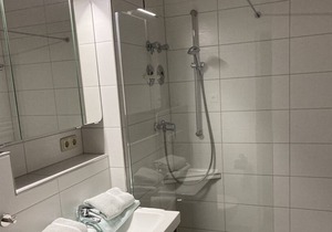 Spaciously furnished holiday apartment (48sqm) with balcony / terrace