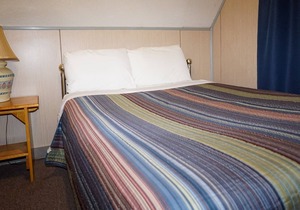 SPECIAL *Sept. 13th- Oct. 4th 20% off* Ol'Smoky Log Cabin on the River Unit 2