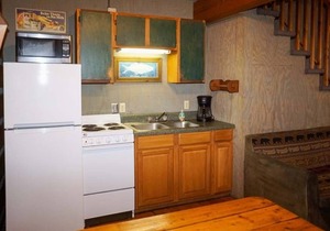 SPECIAL *Sept. 13th- Oct. 4th 20% off* Ol'Smoky Log Cabin on the River Unit 4