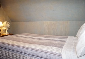SPECIAL *Sept. 13th- Oct. 4th 20% off* Ol'Smoky Log Cabin on the River Unit 5