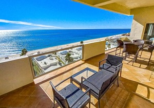 Spectacular 2 Bedroom Condo on Sandy Beach at Las Palmas Resort B-605