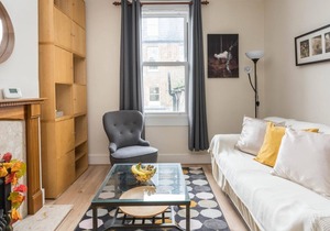 Spectacular 2BD Flat in Shepherds Bush
