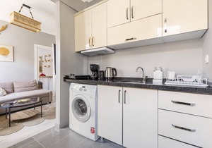 Spectacular Flat Near Bagdat Street in Kadikoy