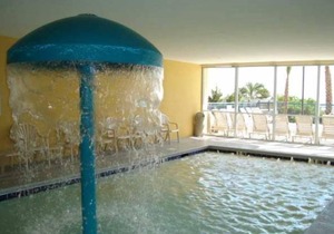 Spectacular Ocean Front Condo With 25' Balcony