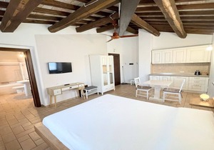 Spello By The Pool - Sleeps 11, Italy - Large private pool - Aircon - Wifi