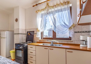 Spend a pleasant summer vacation in the small resort of Volme, near Banjole and between the famous c