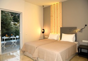 Spilgaia Stone apt in Spili for 2, with spectacular views!