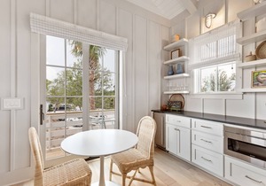 “Spoonbill” (3038 Southerly Way) 2 person creekside bungalow at Kiawah River