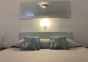 SPRING 150 APARTMENT + POOL + TERRACE + GARDENS