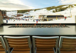 SPRING BREAK - SLOPESIDE Luxury Ski-in/Ski-out- Grand Colorado Peak 8 - SLEEPS 4
