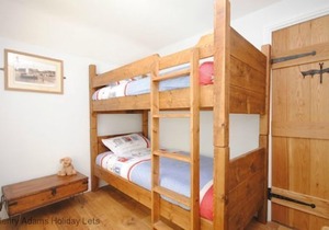 Springwell , West Wittering - a cottage that sleeps 4 guests in 2 bedrooms