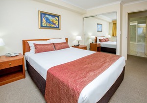 Springwood Tower Apartment Hotel