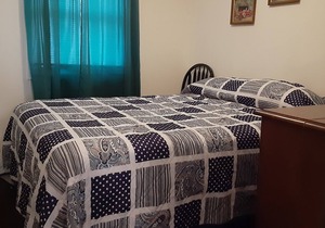 Spunky Cottage Located on GOTL Strip
