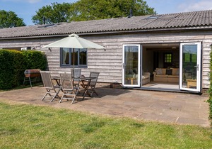 Stable Cottage - Beautiful Family Property in Rural Hampshire