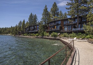 Star Harbor # 13: Lakefront Condo, Great Location, HOA Beach & Amenities