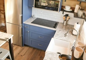 Star Lily: hillside tiny home with fire‑pit