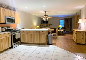 Starved Rock Cabin sleeps 9