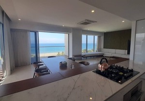 STEPS FROM THE BEACH PENTHOUSE