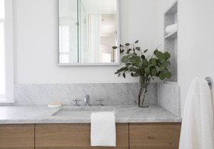 Steps From the beach in Seaside, Florida. Luxury Accommodations + 2 Bikes