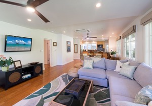 Steps to beach, tropical garden and private pool