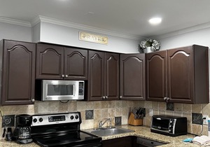 Steps to the beach! Newly Remodeled! New furniture. Avail July13 to 18 discount