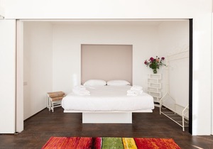 Stilish with rooftop terrace and parking