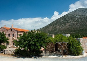 Stone built apartment up to 4,Olive Grove,Near Beach,Mani 4