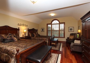 Stone Edge Estate Bed & Breakfast - Tobermory Room