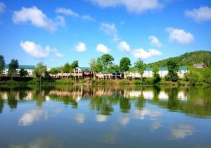 Stonewall Resort