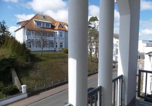 strandnahe FeWo mit 2 Schlafzimmern und Balkon, Villa Strandidyll, Binz