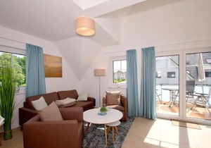 strandnahe FeWo mit Balkon, gratis Nutzung vom AHOI Erlebnisbad und Sauna in Sellin - Rex Rugia FeWo 10-7