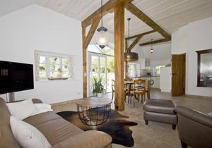 strandnahe Idylle am Meer, private Badestelle mit Strandkorb - Gutshof Ostseeblick FeWo Nr 03